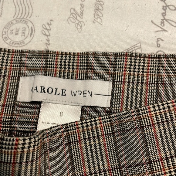 Beautiful pants - Picture 2 of 6